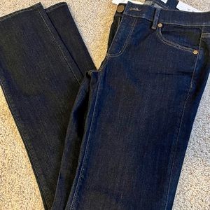 NWT Loft jeans, modern straight, 26/2. Mid rise. Grab them now, No longer sold💙